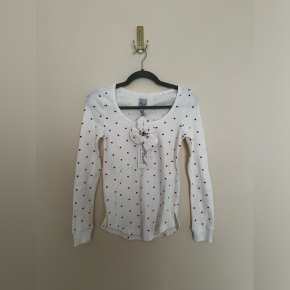 NWT Revolve Plush Thermal Heart Pajama Scrunchie Set in White Red - Picture 3 of 7